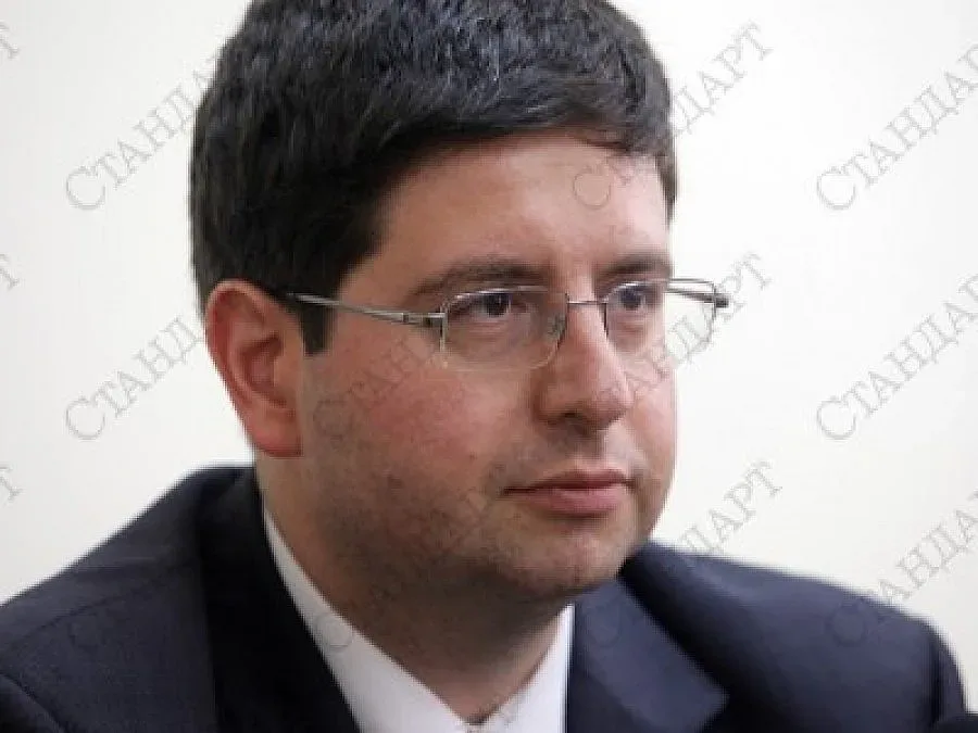 Закриват 20 агенции с 800 чиновници