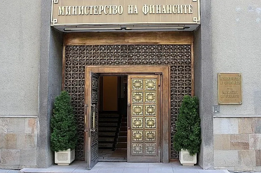 Търговският дефицит към февруари е 2,37 млрд. лв.