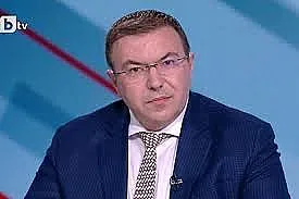 Георг Георгиев и Костадин Ангелов поискаха оставки в кабинета!