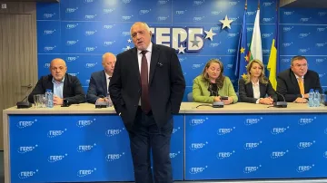 Политолози: Управляващите ще оцелеят с „малко рестартче“ вместо с нови избори
