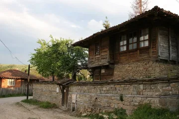 Скрита перла в Котленския Балкан изумява туристите 