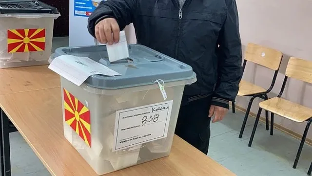 Ключови избори в Северна Македония. Битка в 80 общини и Скопие