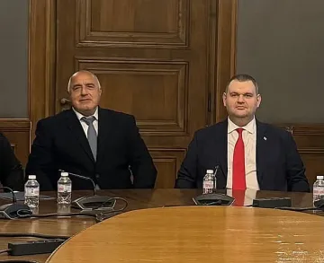 Пеевски и Борисов с извънредно решение за кабинета