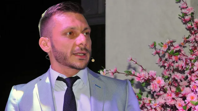 Гей скандалът с лекар и актьор расте! Извънредни мерки