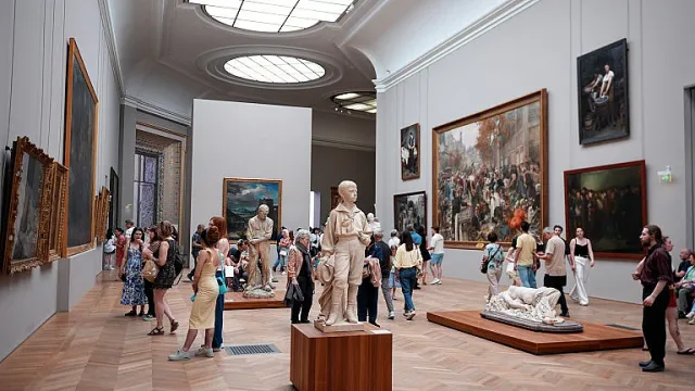 Крадец от Лувъра изуми цяла Франция!