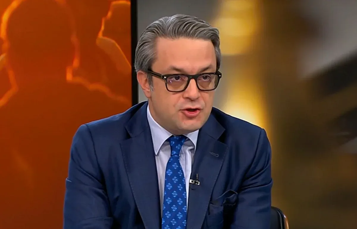 Тома Биков: Кабинетът няма да се пипа, готови сме за удара по "Лукойл"