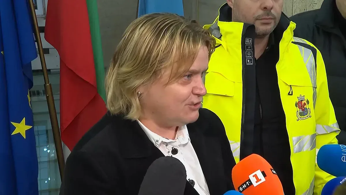 Месец след началото на кризата София все още тъне в отпадъци
