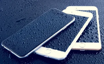 Какво да правите ако в порта за зареждане на смартфона попадне вода