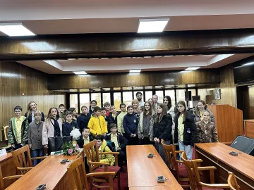 Учениците от Русе тръгнаха по стъпките на "Чудесата на България"