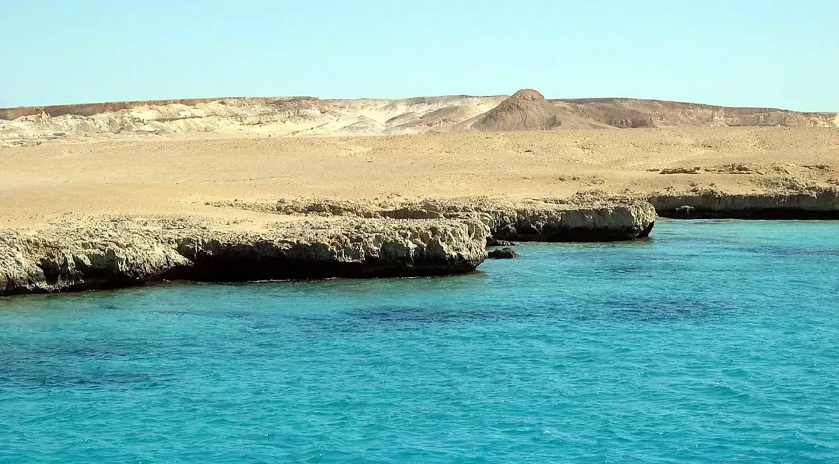 Мистериозни „зони на смъртта“ откриха в обичано от туристите море