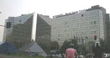 Ето кой взима знакова сграда на прехода