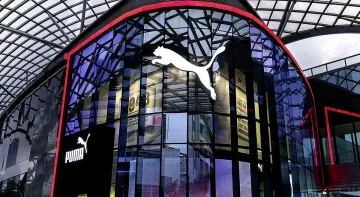 Моден спортен гигант закрива стотици работни места