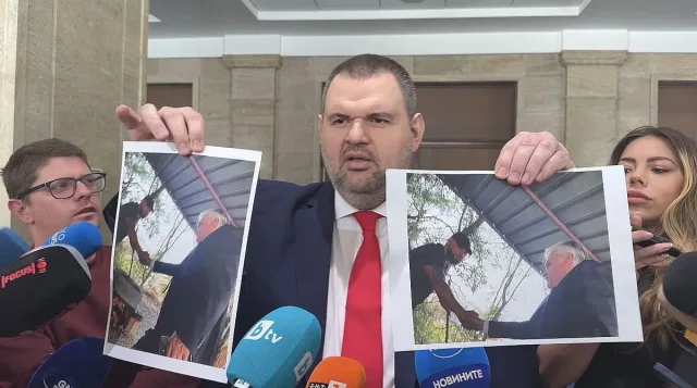 Пеевски показа снимки на Рашков с Мухата, задържан за изборите в Пазарджик. Разкри сценарий на ПП