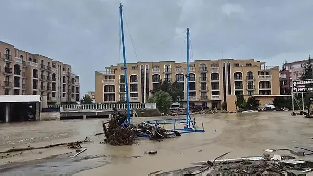 Обрат! Министър каза истината за "Елените"