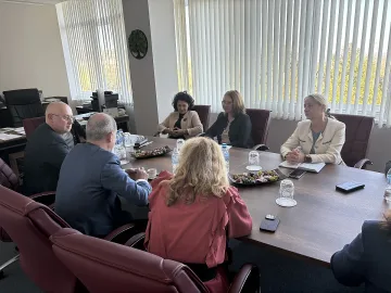Кметът Галина Стоянова срещна ръководствата на Бургаския и Тракийския държавни университети