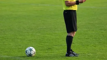 Сеч на футболни съдии в Турция! Няма такъв скандал