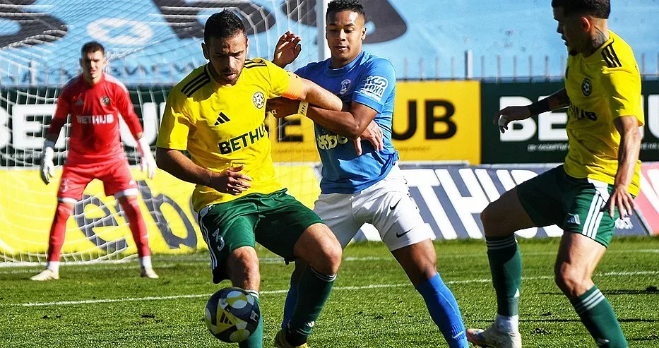 Добричлии надвиха Спартак Варна 