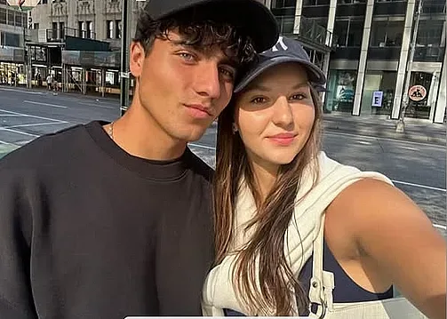 Тази какичка удари кифлите за наша тенис сензация