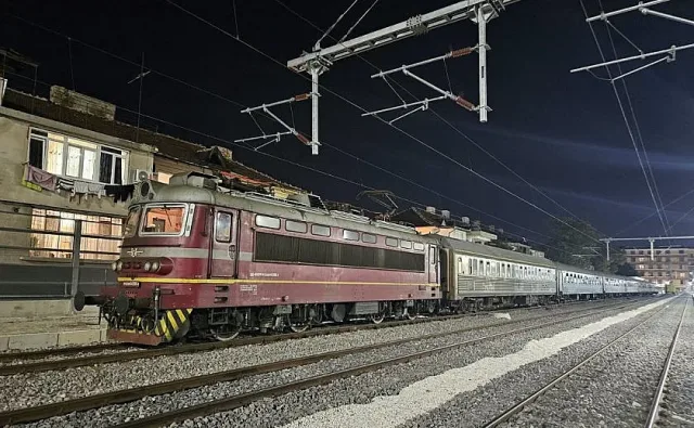 Сериозна драма с международен влак. Заседнаха в България