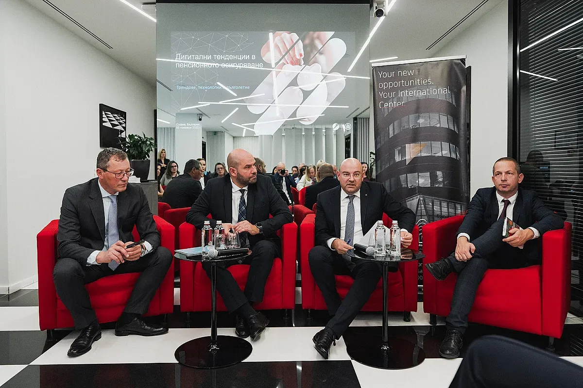 УниКредит Булбанк и Алианц България въвеждат нова дигитална услуга за пенсионен фонд