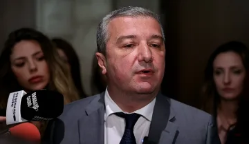 БСП се нахвърли на работодателите заради драмите с бюджета