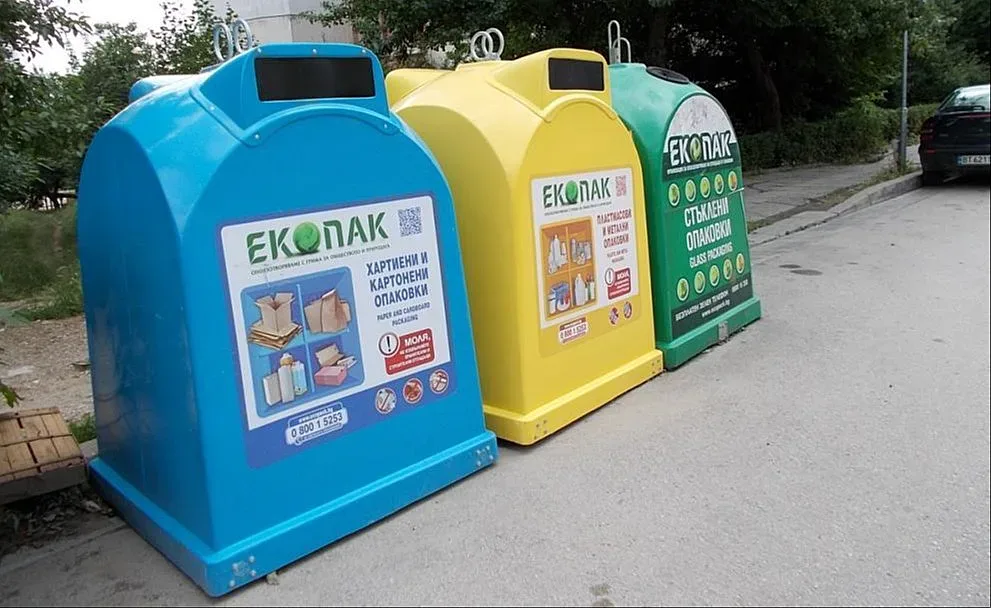 Скандалът трещи! Нова драма с боклука в София