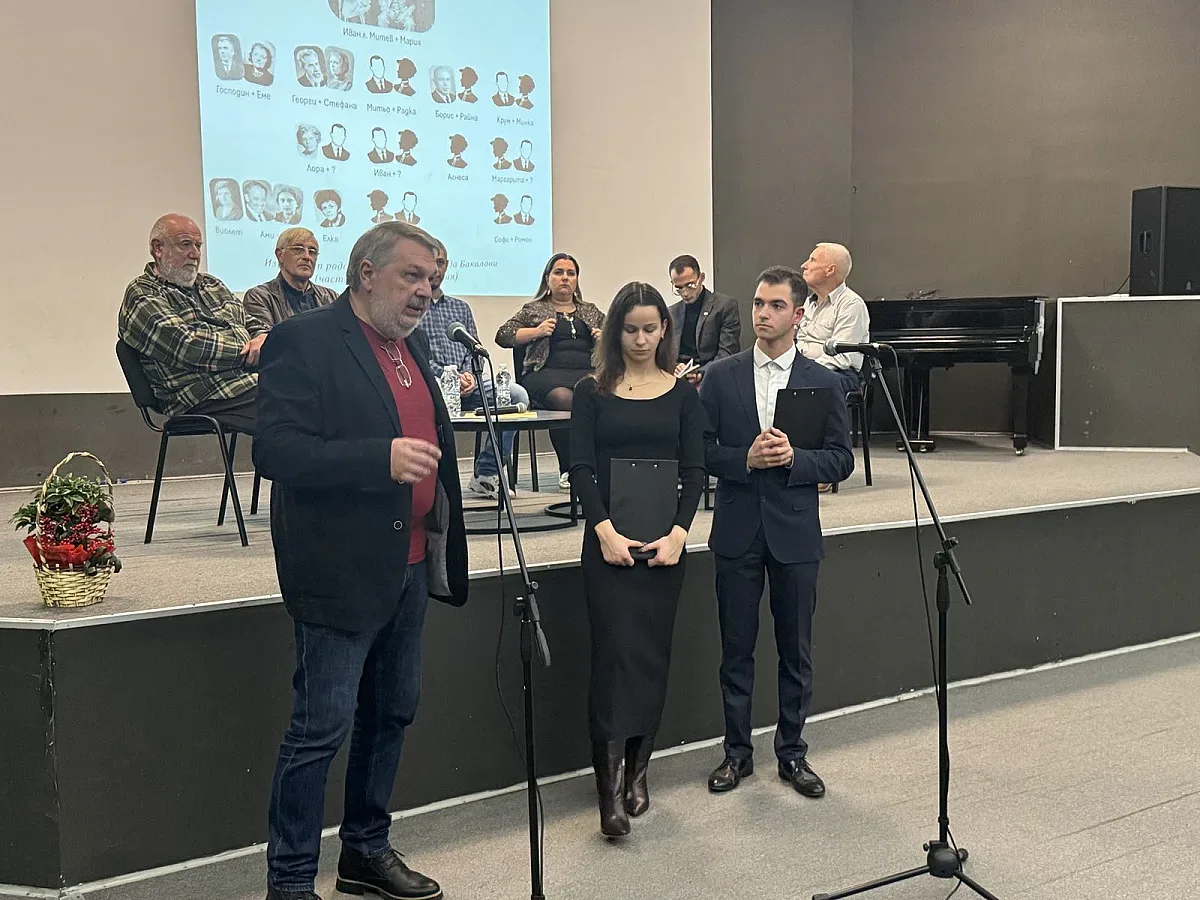 Седем истории са представени в първия алманах „Памет за старите заралийски родове“