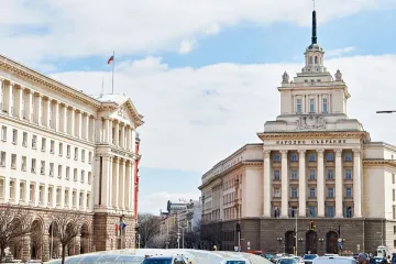 10 бивши премиери и министри с декларация към властта