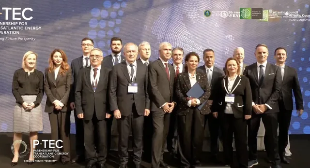 Вертикалният газов коридор навлиза в нов етап със старта на два маршрута