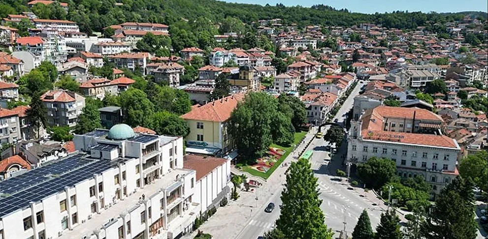 Извънредни мерки във Велико Търново! Министър обяви...