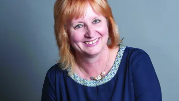 Ирена Цакова: Работим за развитие на регионите