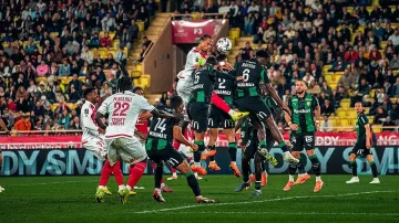 Убедителна победа на Ланс го остави начело във Франция