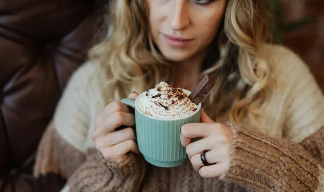 5 успокояващи напитки облекчават стреса и тревожността