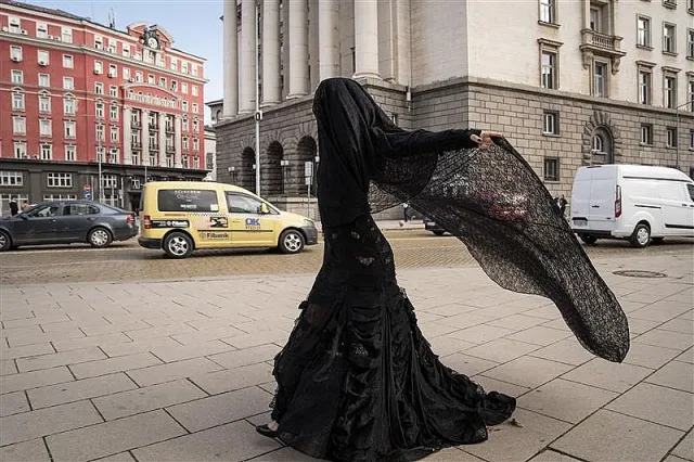 Мистерия в центъра на София! Предупреждение?