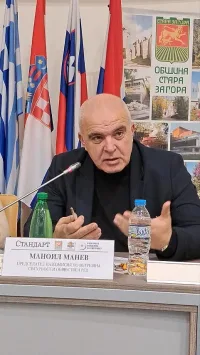 Маноил Манев даде три мерки за справянето с кибертормоза 