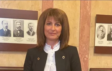 Илиана Жекова, ГЕРБ: Родителите имат ключова роля в битката с кибертормоза на деца