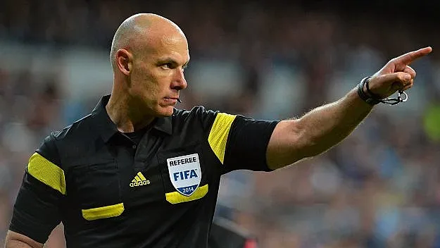 Скандален бивш рефер на Острова защити колегите си престъпници