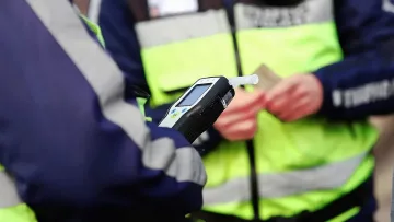 Пиян зад волана събра очите на полицаите. Шокиращо обяснение за 4,23 промила