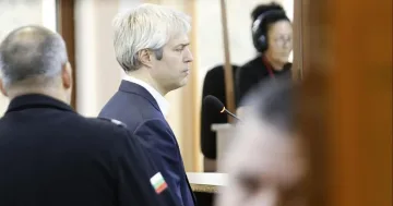 Примката се затяга! Дадоха на съд за корупция кмета на Варна