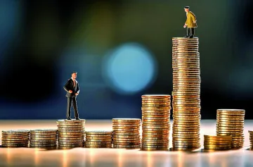 Данък върху богатството преобръща икономиката