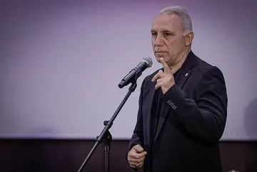 Братя Аргирови и Стефан Димитров с новина за Стоичков