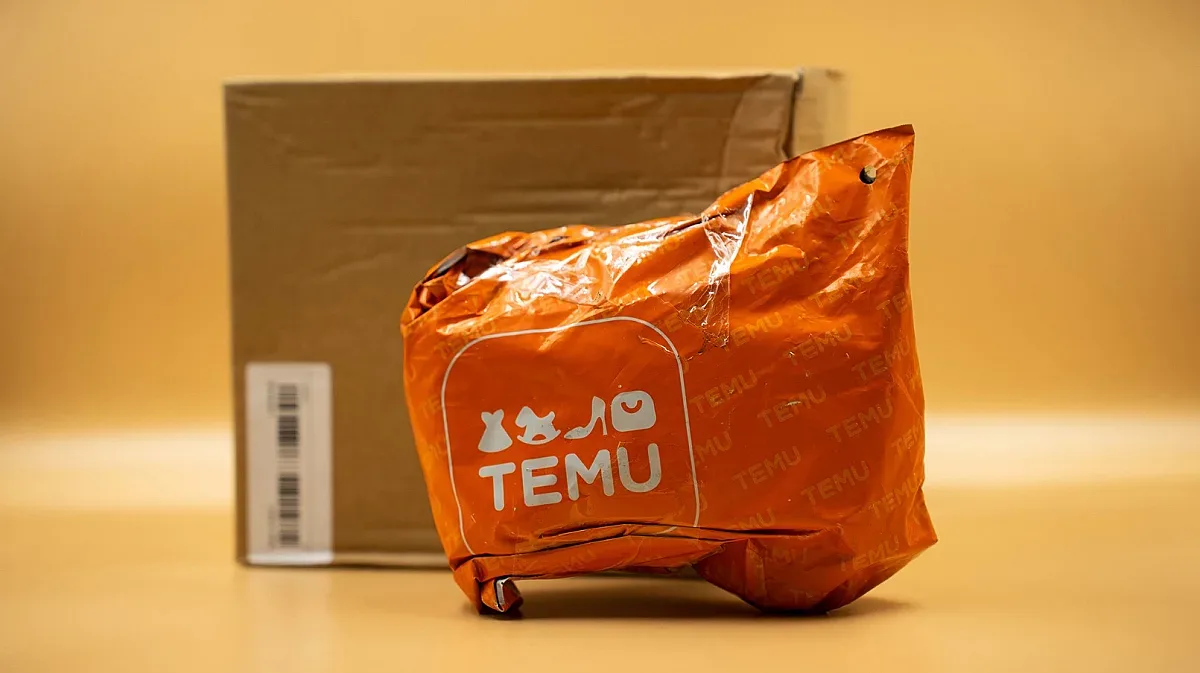 Слагат мито за всеки малък пакет от Китай