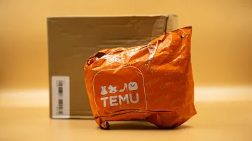 Слагат мито за всеки малък пакет от Китай 