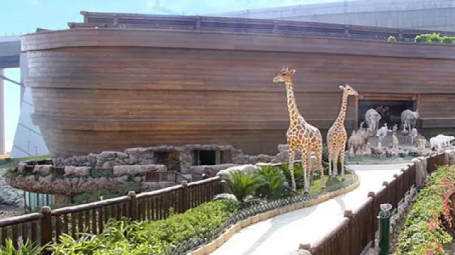 Историята се обръща! Това ли е Ноевият ковчег