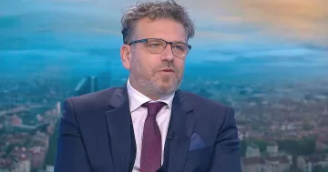 Без пенсионери в МВР? Калин Георгиев ги защити