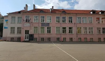 Първо училище включи в час изкуствения интелект. Резултатът