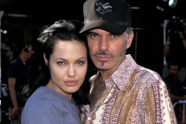 Бившият на Джоли разкри тайната на ампулите с кръв