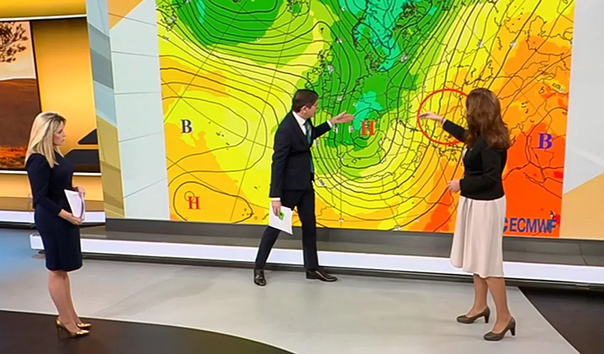 Синоптичка порази Виктор и Мира по Нова! Какво им каза за времето