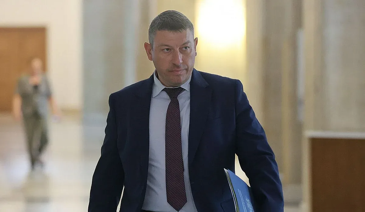 Изслушват кандидата за шеф на ДАНС в парламентарна комисия