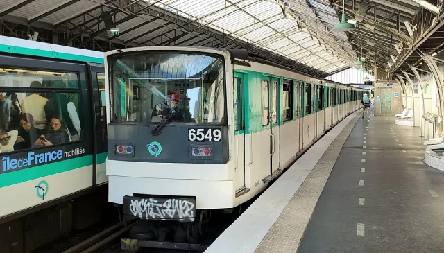 Сутрешен хаос в Париж заради мащабно прекъсване на тока